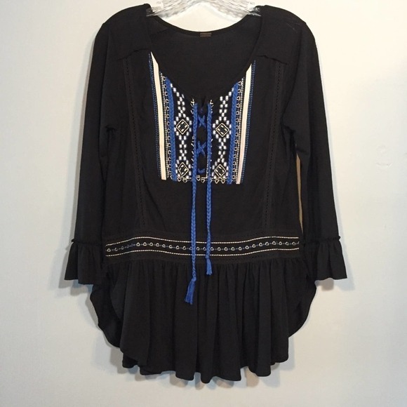 𝅺POOF Boho Hippie Embroidered Ruffle Lace Up Top Peplum Hem Women’s S Festival - Picture 1 of 8